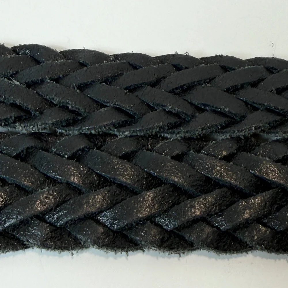 Black Genuine Leather Woven Braided Skinny Belt Size M/L Up to 40